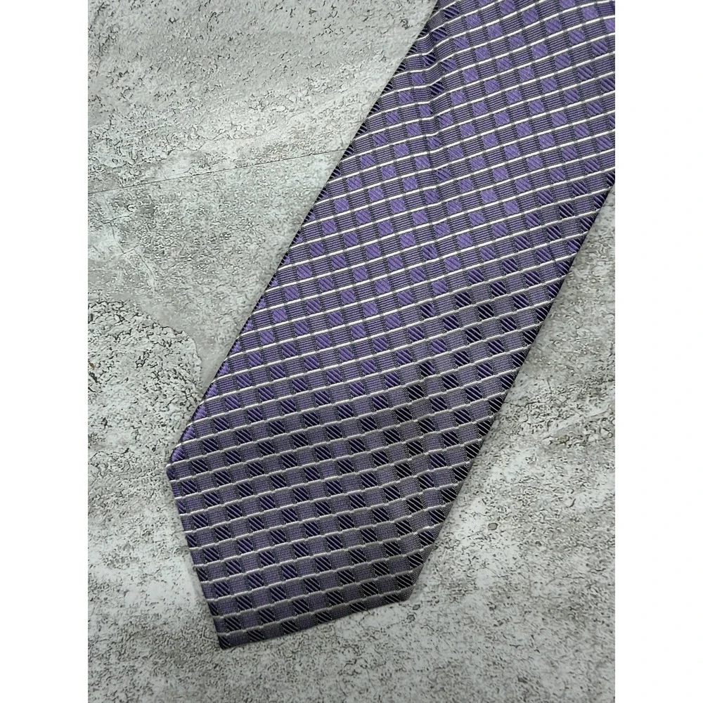 Jos. A. Bank 100% Silk Tie‎ Mens One Size Purple Geometric Jacquard Necktie New